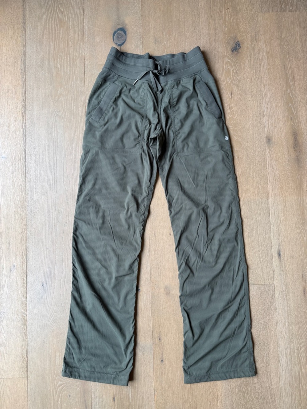 lululemon athletica Olive Green Dance Studio Pants, Size 4, 31.5” length